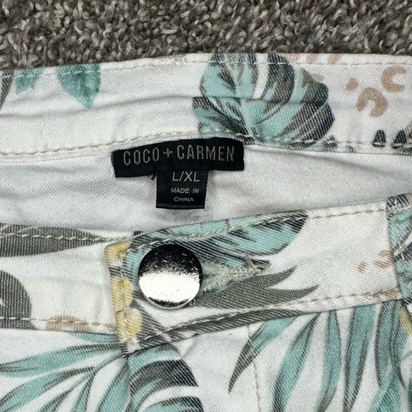 Coco + Carmen Floral Women Jeans - Multicolor - Picture 3 of 6